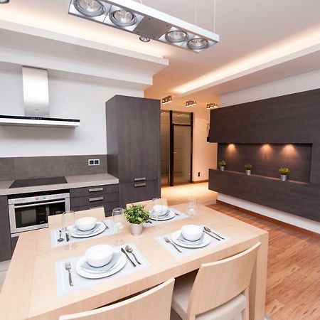 אוסטראון Apartament Zeta Lux מראה חיצוני תמונה