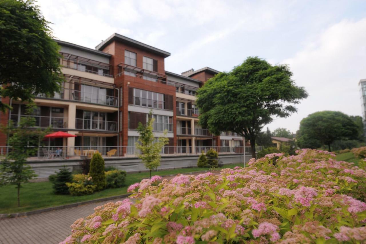 אוסטראון Apartament Zeta Lux מראה חיצוני תמונה