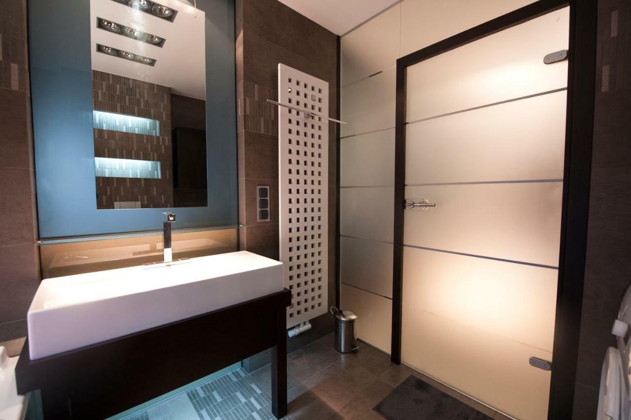 אוסטראון Apartament Zeta Lux מראה חיצוני תמונה